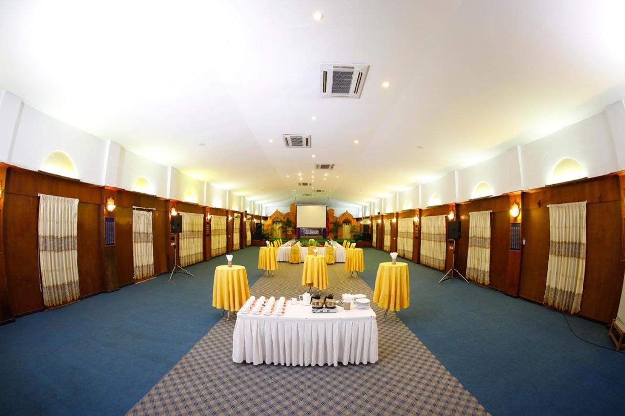 Kma Bagan Hotel Εξωτερικό φωτογραφία